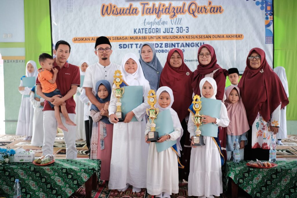 Menjadikan Al-Qur’an sebagai Murabbi: Wisuda Tahfidz ke-8 SDIT Tahfidz BINTANGKU